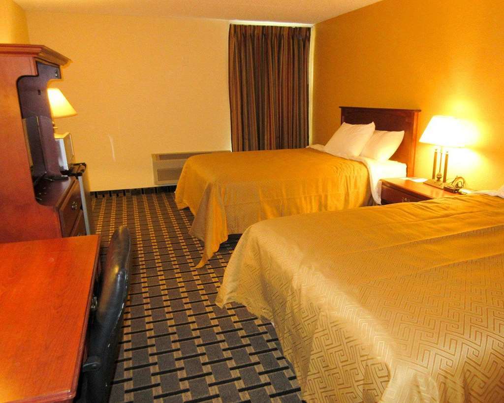 Econo Lodge Inn & Suites Брукингс Стая снимка